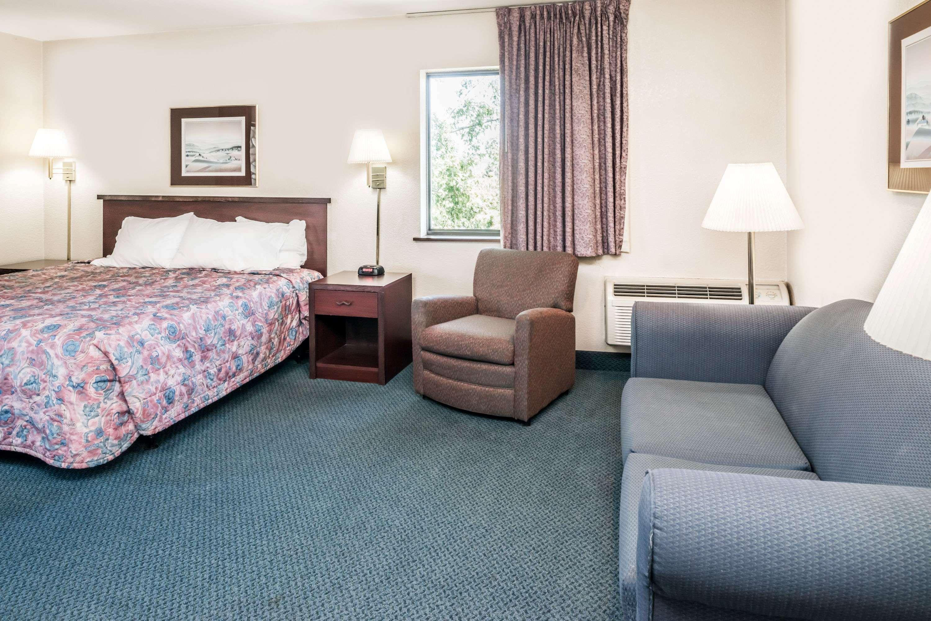 Super 8 By Wyndham Spokane Valley Exteriér fotografie