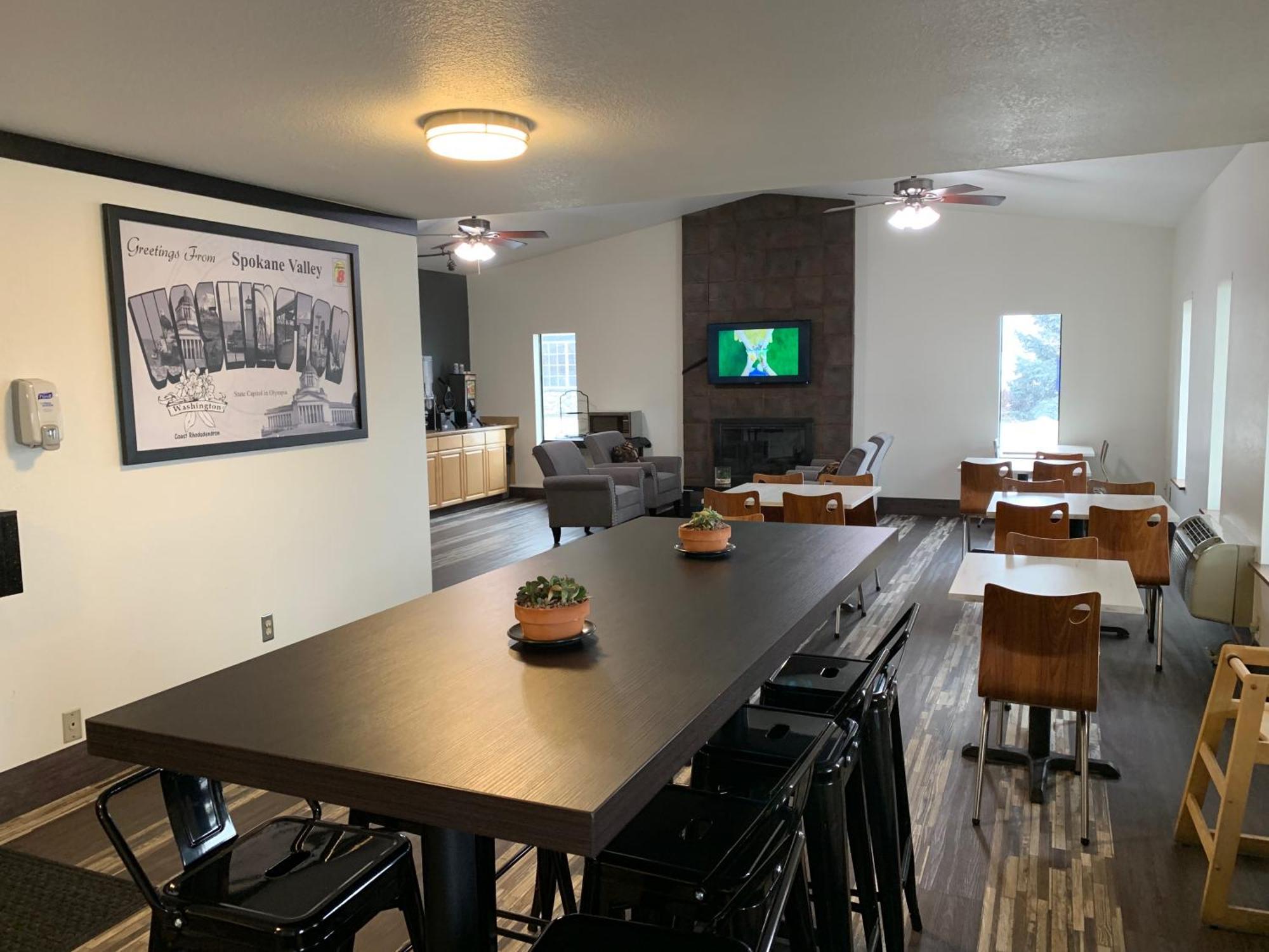Super 8 By Wyndham Spokane Valley Exteriér fotografie